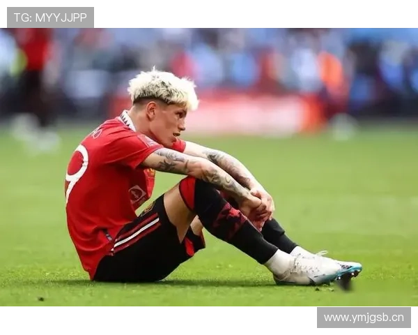 加纳乔的情绪波动如何影响比赛表现